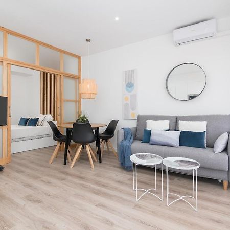 Suite Homes Hesperides Garden Beach Malaga Bagian luar foto