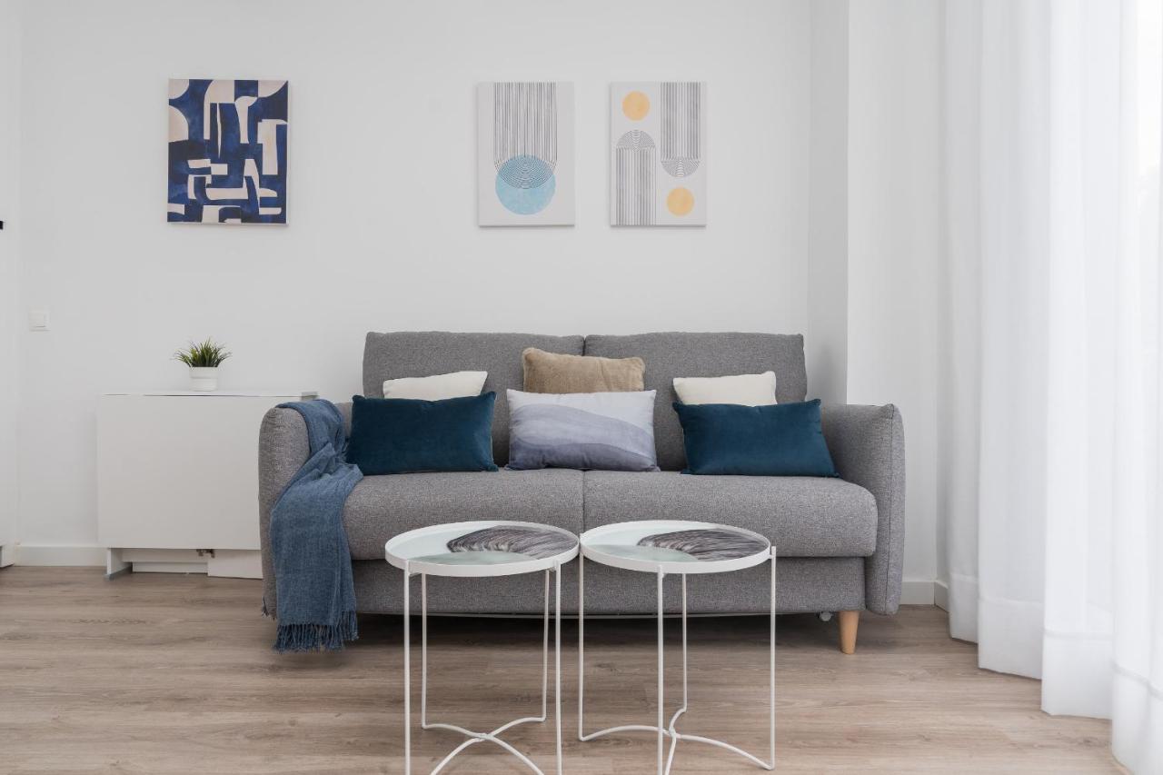 Suite Homes Hesperides Garden Beach Malaga Bagian luar foto